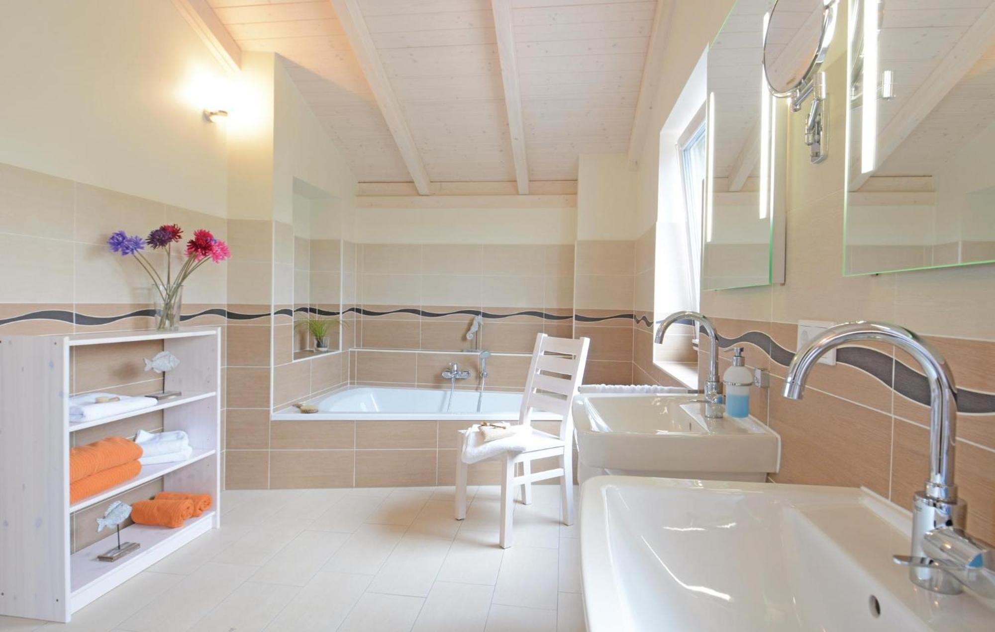 Gorgeous Home In Dagebuell With Kitchen Buitenkant foto